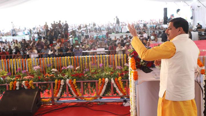 तालाबों व जल स्त्रोतों के संरक्षण के लिए जनभागीदारी से अभियान चलाया जाएगा - मुख्यमंत्री डॉ. यादव
